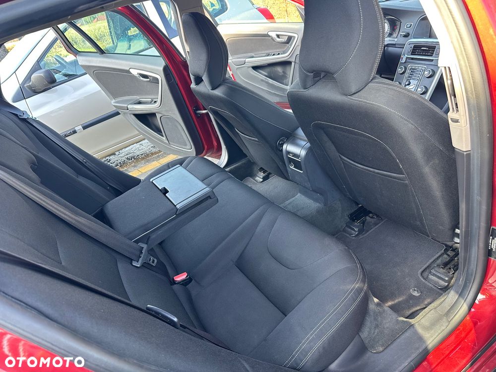 Volvo V60 D2 Kinetic - 18