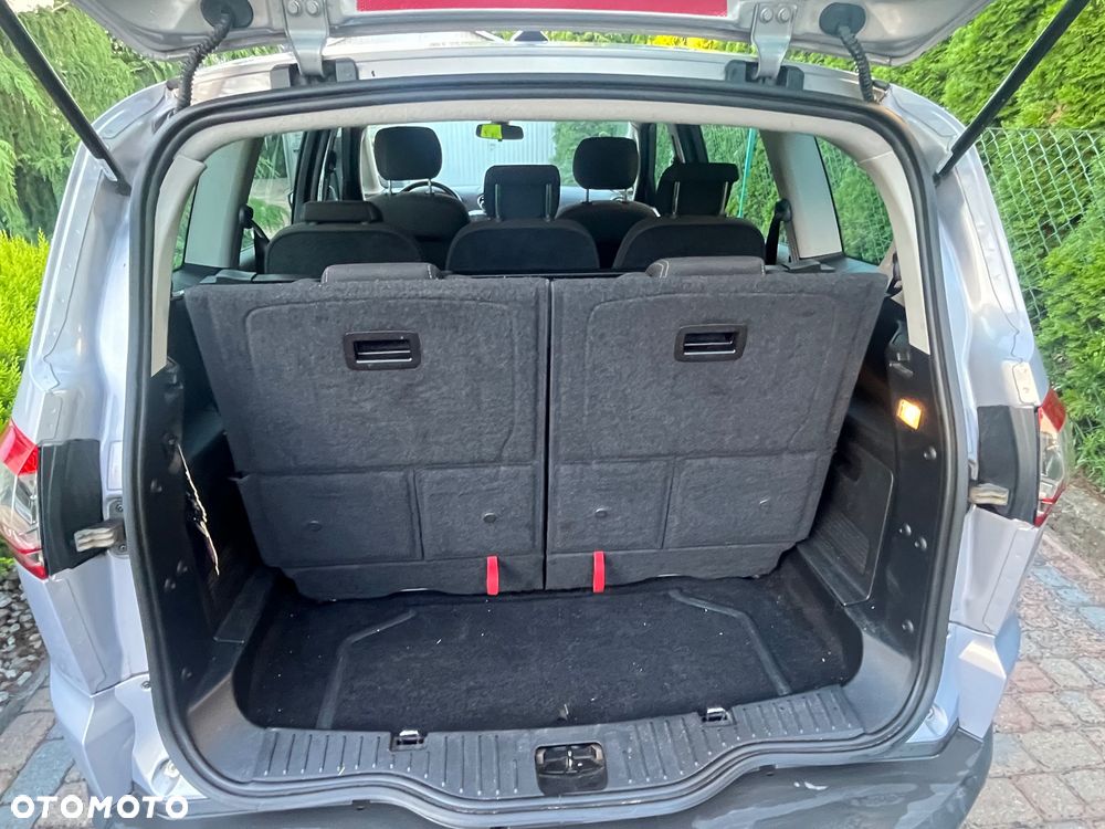 Ford S-Max 2.0 TDCi DPF Titanium - 24