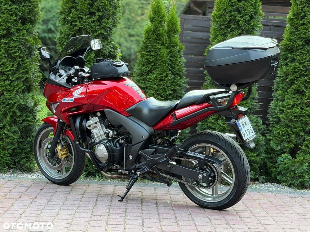 Honda CBF - 8