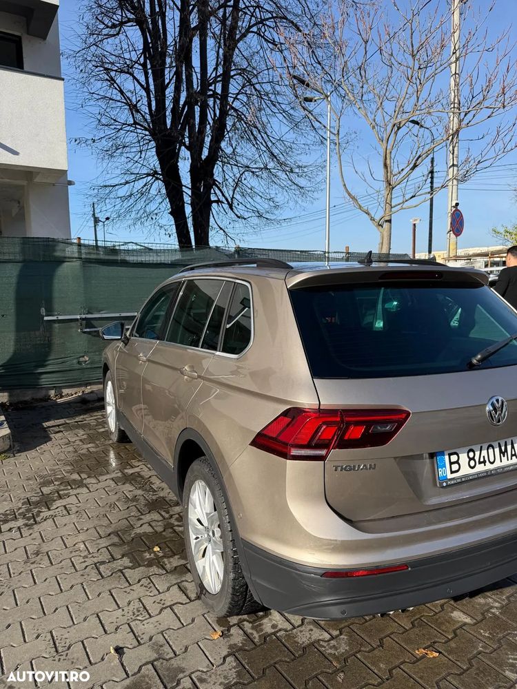 Volkswagen Tiguan 2.0 TDI 4Mot DSG Comfortline - 18