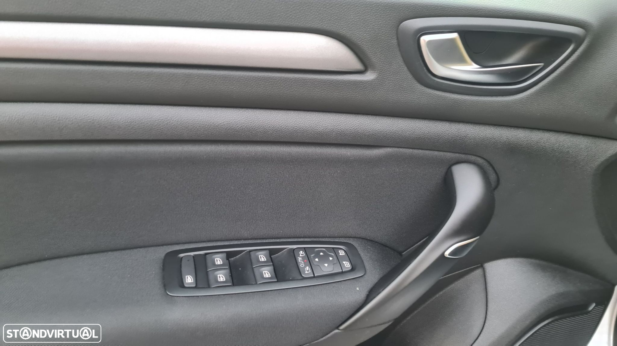 Renault Mégane 1.5 Blue dCi Intens EDC - 8