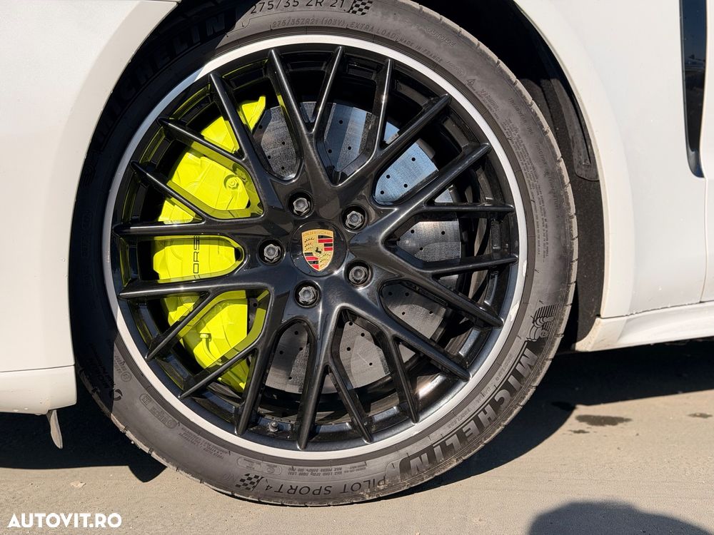 Porsche Panamera Turbo S E-Hybrid - 38