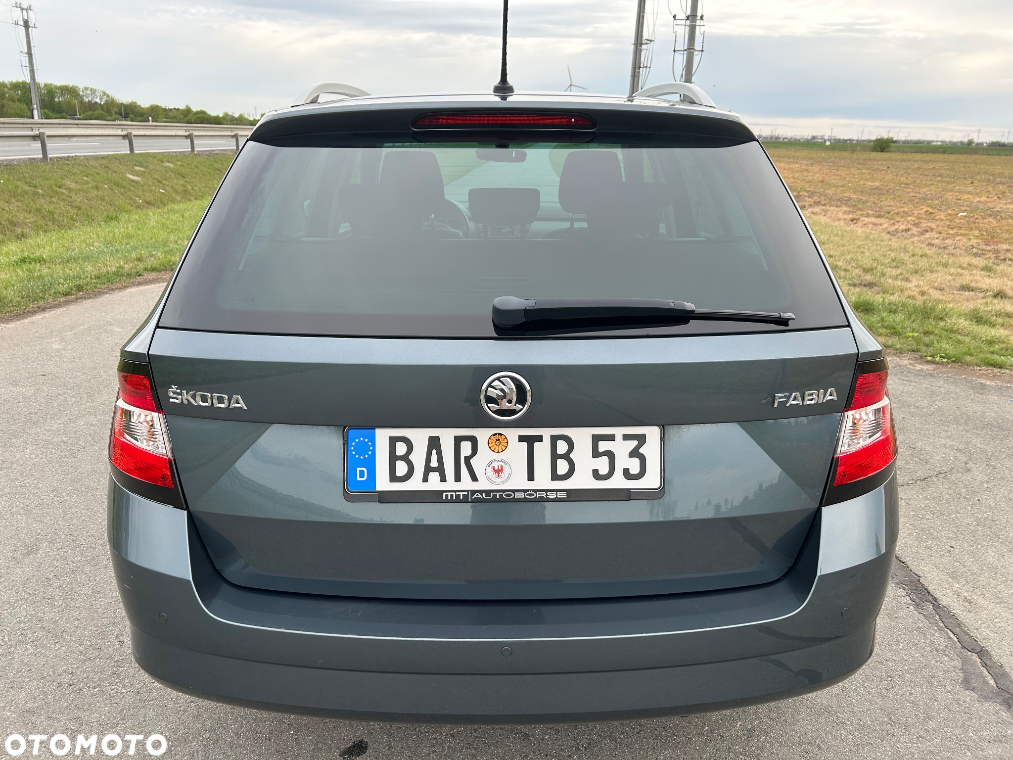 Skoda Fabia 1.2 TSI DSG Joy - 31