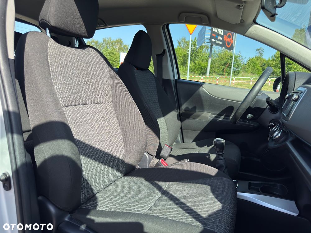 Toyota Yaris 1.4 D-4D Premium - 34