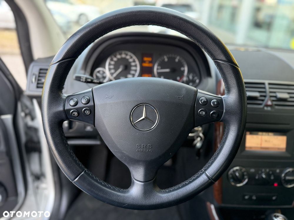 Mercedes-Benz Klasa A 180 CDI Autotronic Elegance - 22