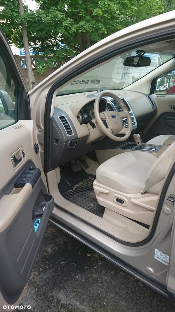 Ford Edge 3.5 SE - 9