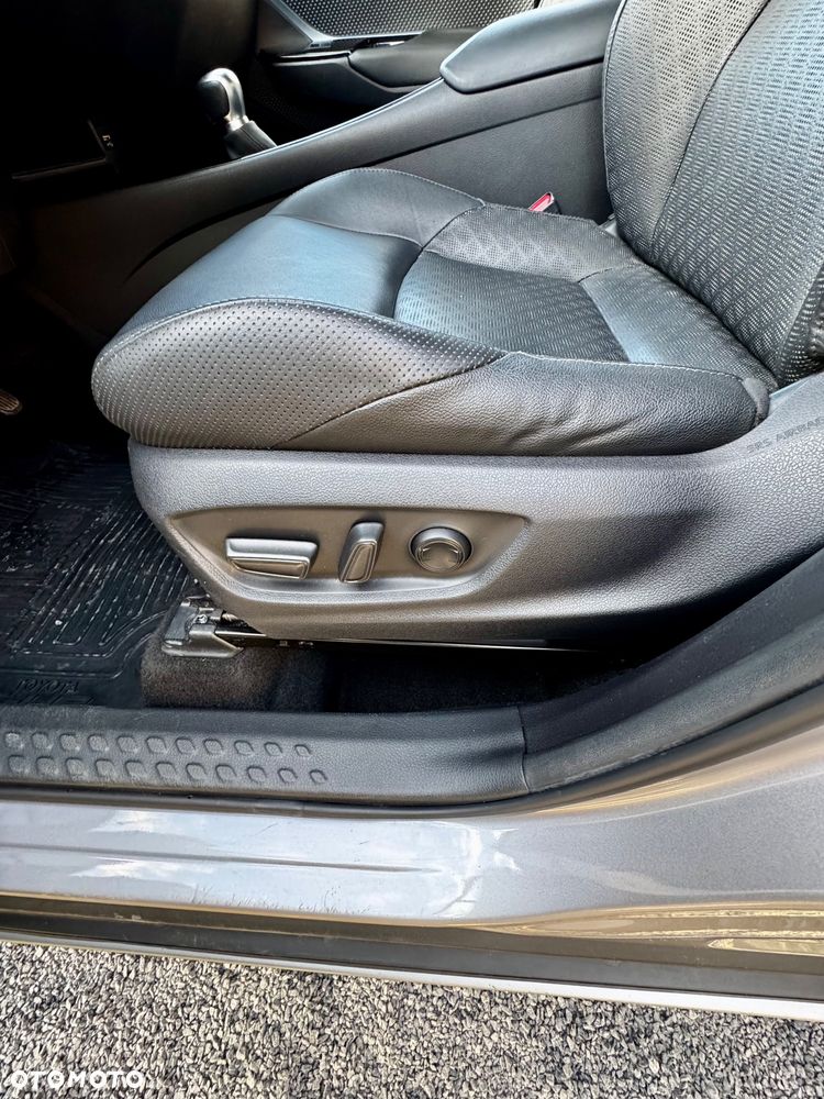 Toyota C-HR 1.8 Hybrid Executive - 21
