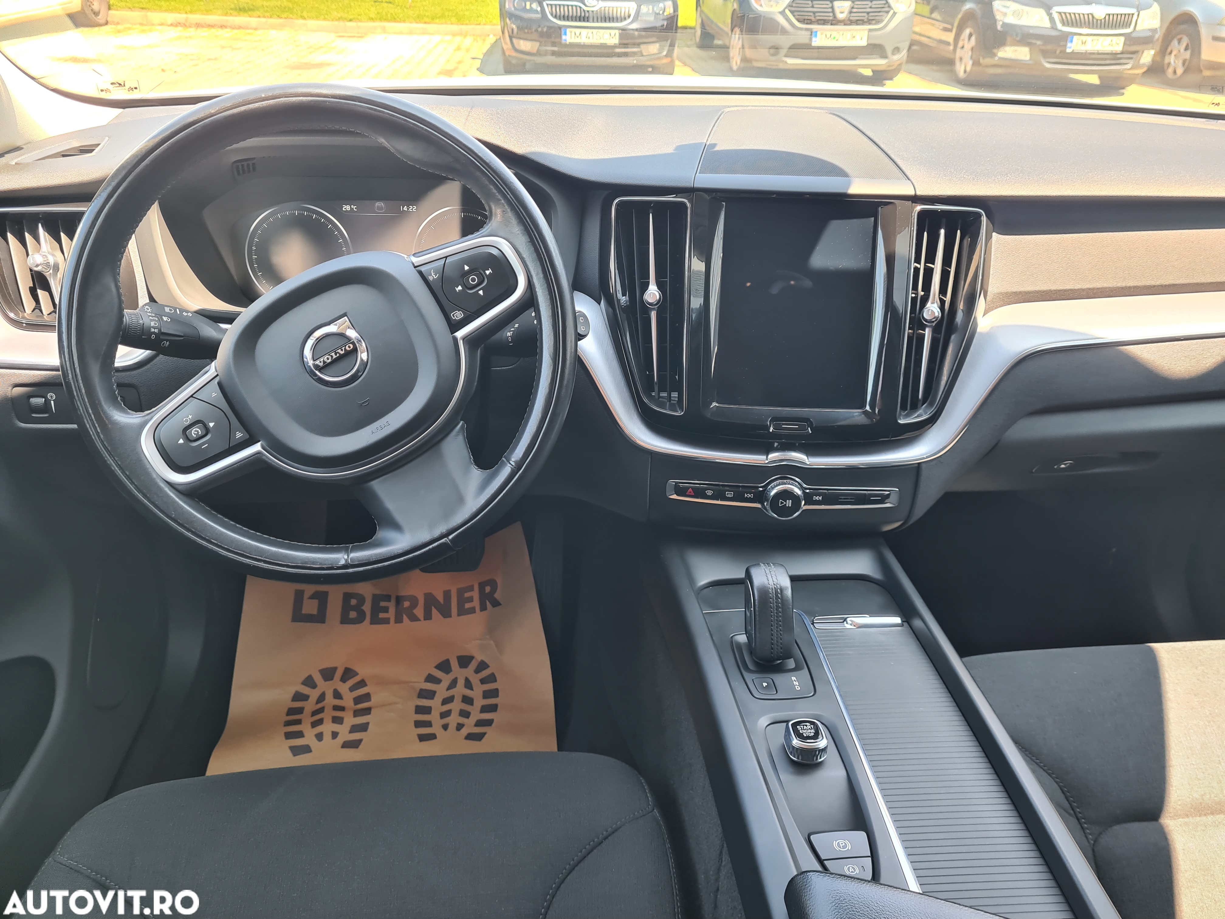 Volvo XC 60 B4 D AWD Geartronic Momentum - 5