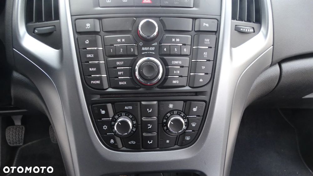 Opel Astra 1.4 Turbo Exklusiv - 21