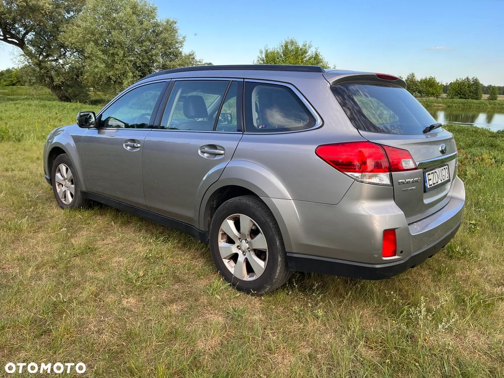 Subaru Outback 2.5i Comfort Navi AT - 21
