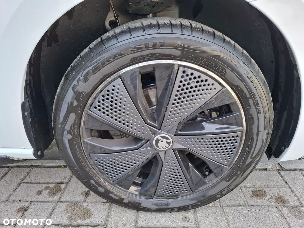 Skoda Scala 1.0 TSI Monte Carlo DSG - 9
