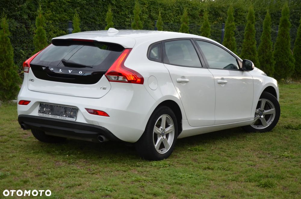 Volvo V40 T2 Kinetic - 9