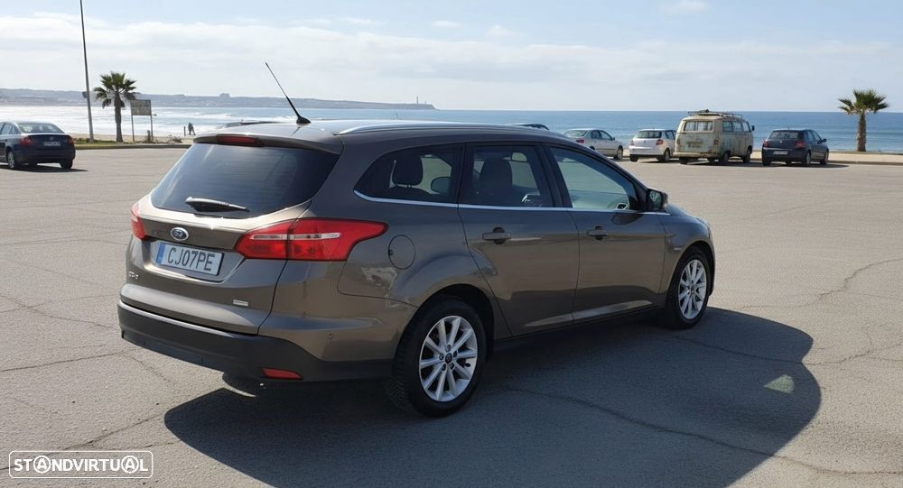 Ford Focus - 4