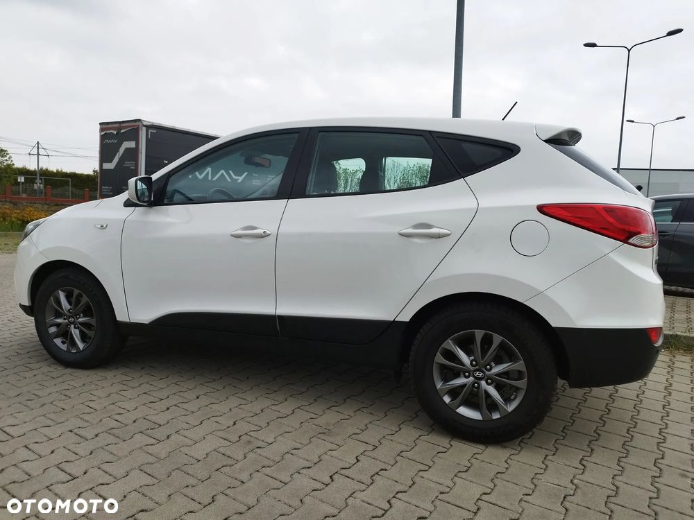 Hyundai ix35 1.6 2WD Fifa World Cup Edition - 10