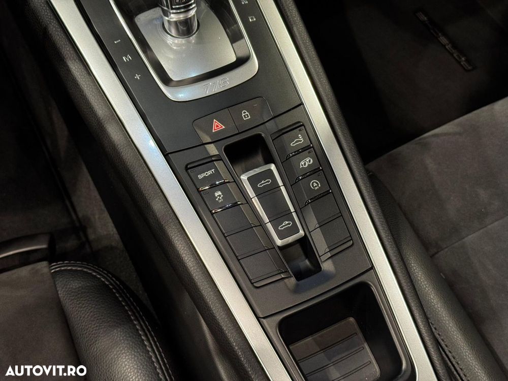 Porsche Boxster 718 PDK - 13