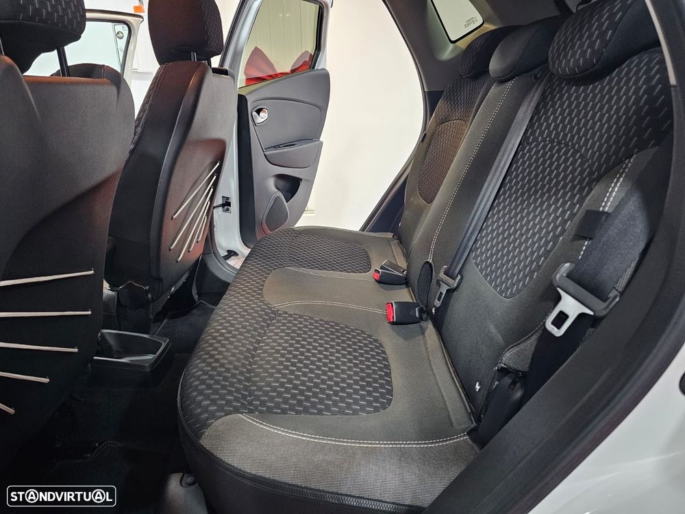 Renault Captur 0.9 TCE Exclusive - 13