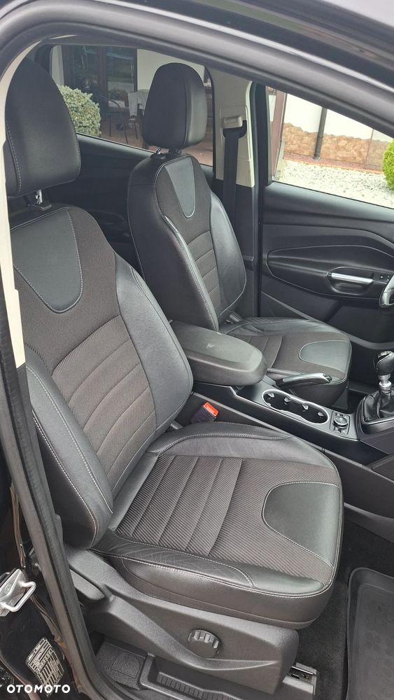 Ford Kuga 2.0 TDCi 4WD Titanium - 12