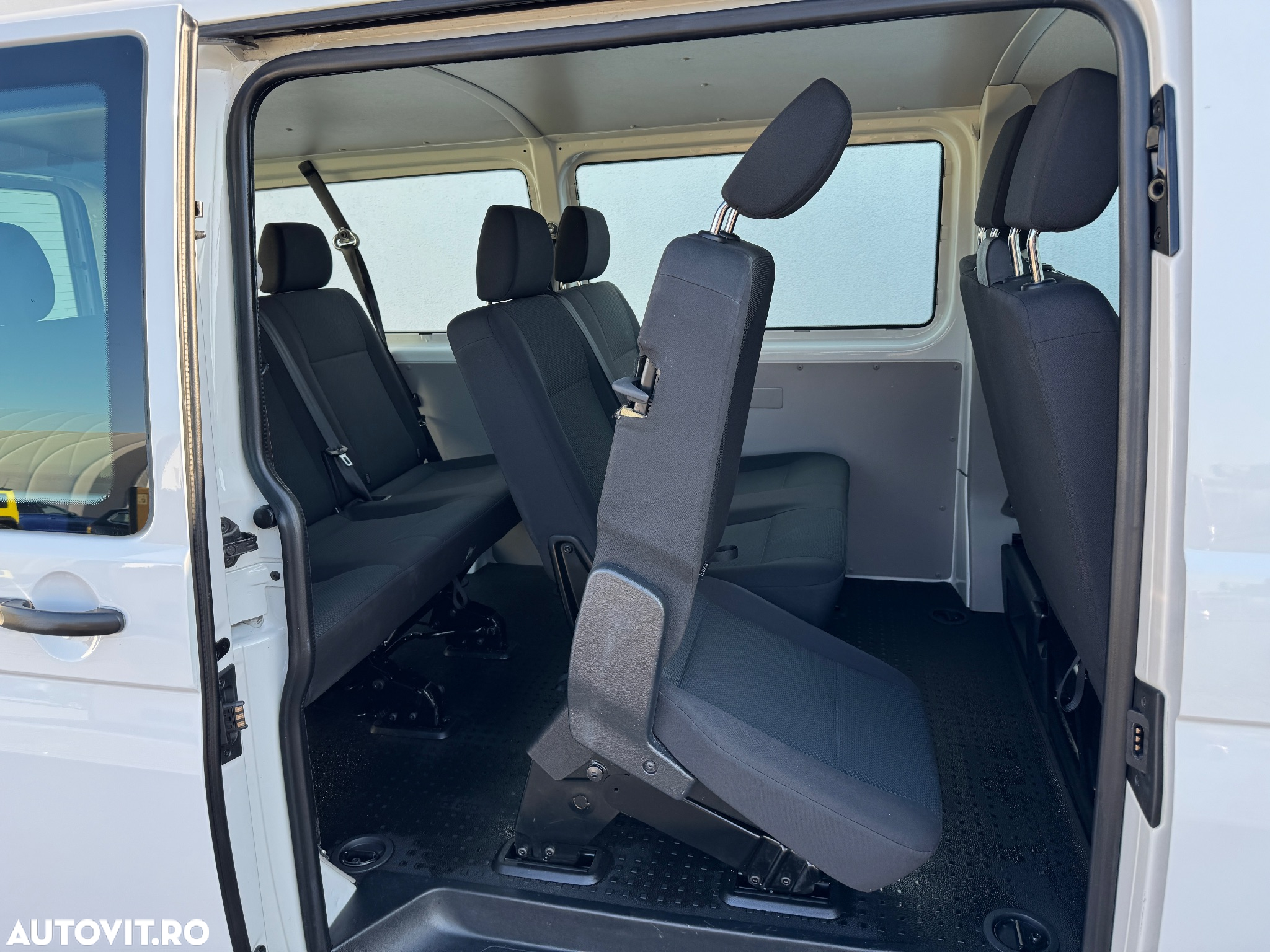 Volkswagen Transporter Kombi T6 2.0 TDI 75 kW LR - 8