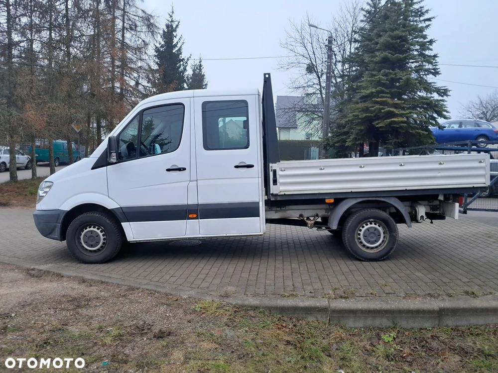 Mercedes-Benz Sprinter - 2