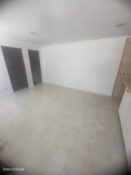 Moradia T1, Cabanas do Chão, Abrigada - Grande imagem: 3/6
