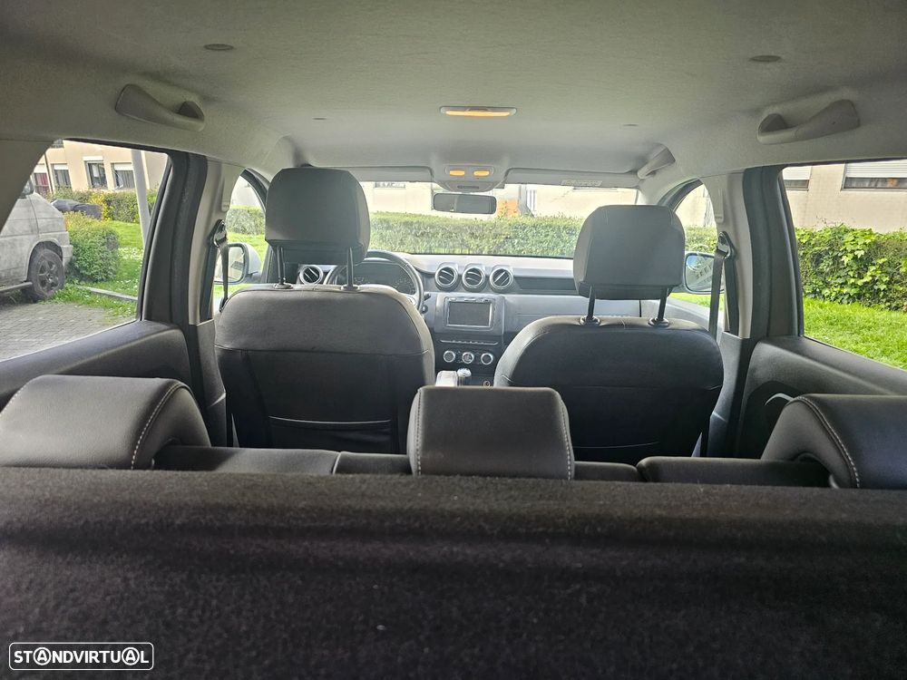 Dacia Duster 1.6 Tour Bi-Fuel - 23