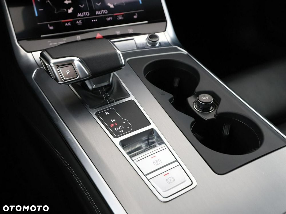Audi A6 Avant 55 TFSI e quattro S tronic sport - 30