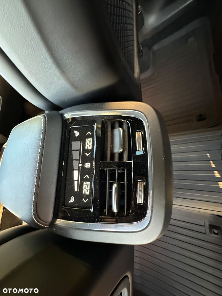 Volvo XC 60 B6 B AWD Geartronic RDesign - 22