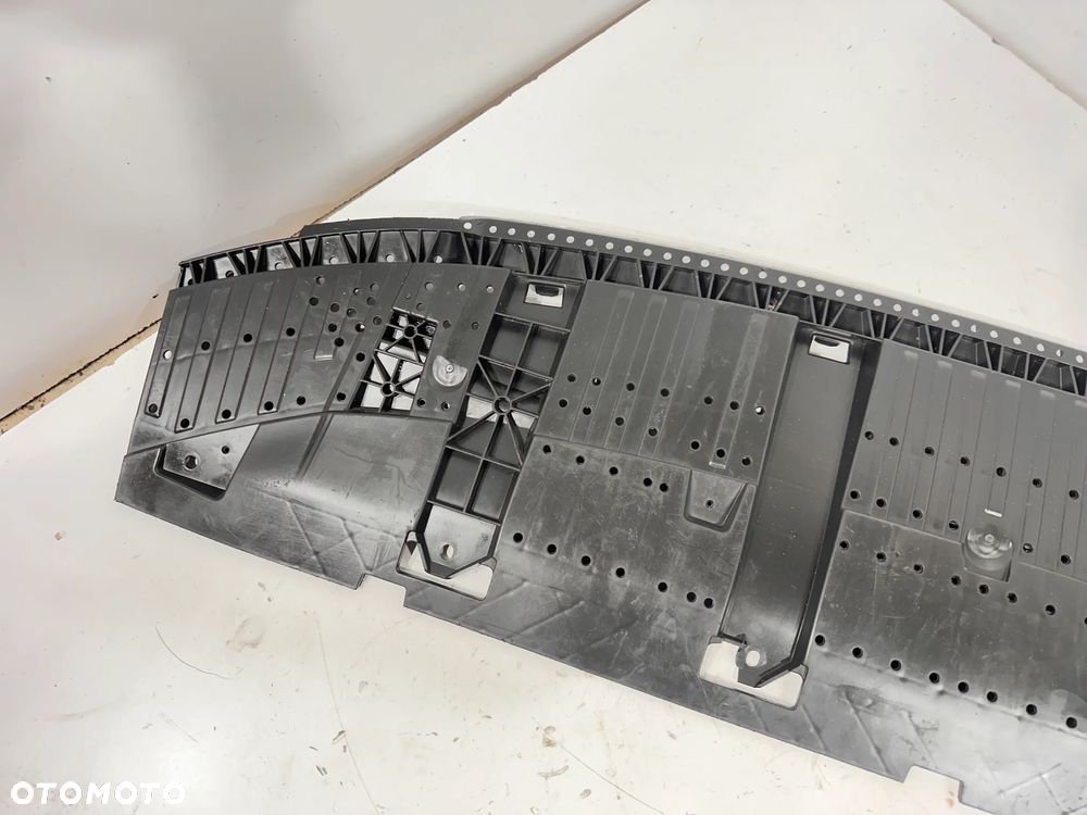 Płyta pod zderzak Audi Q3 8U0807233C - 2