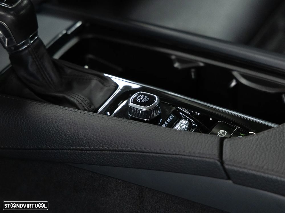 Volvo XC 90 2.0 D4 Inscription - 29