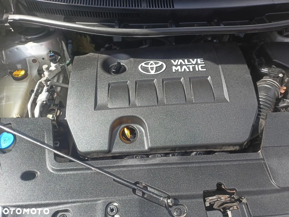 Toyota Auris 1.6 Executive - 7