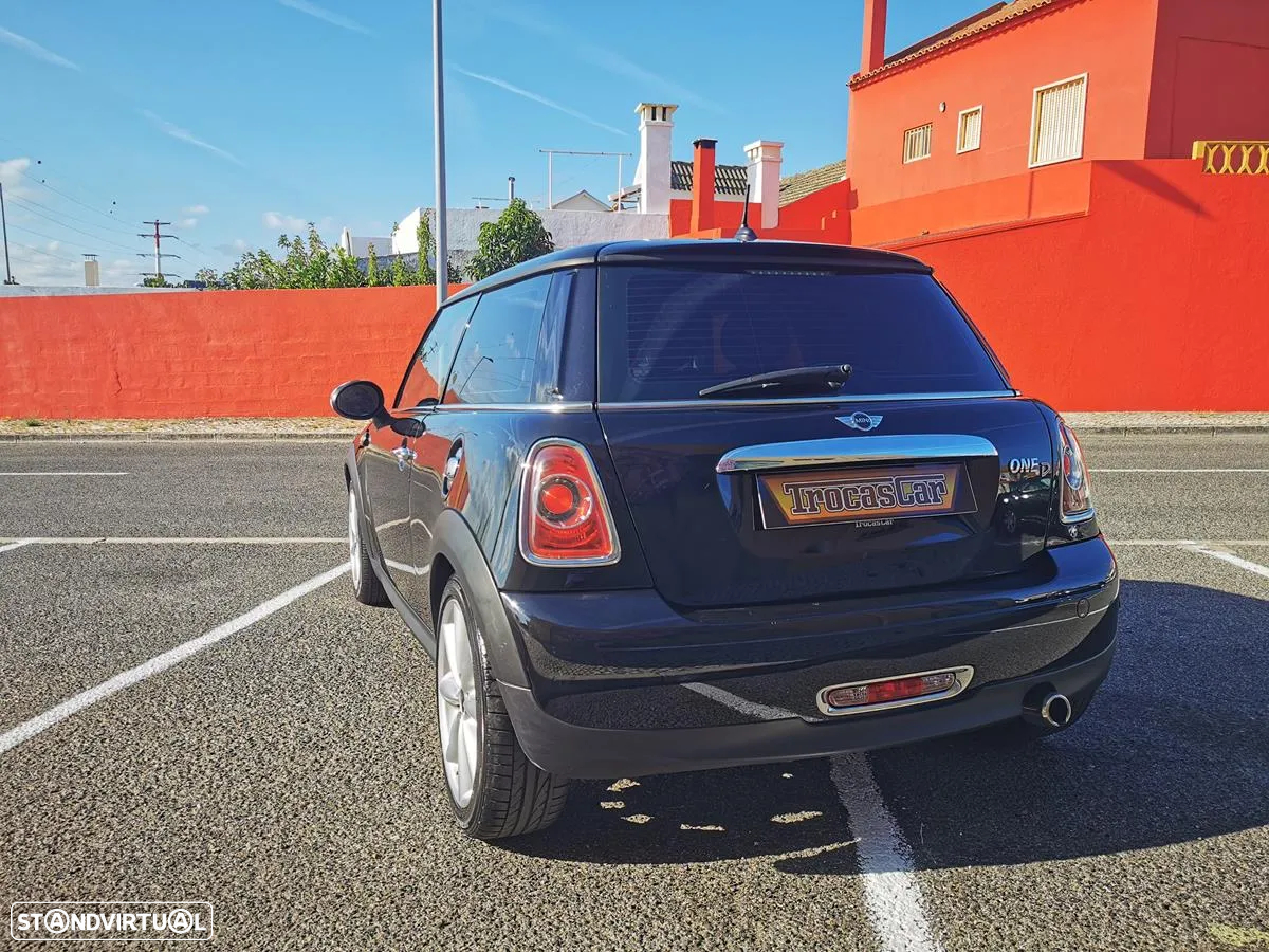 MINI 3 Portas Cooper D - 38