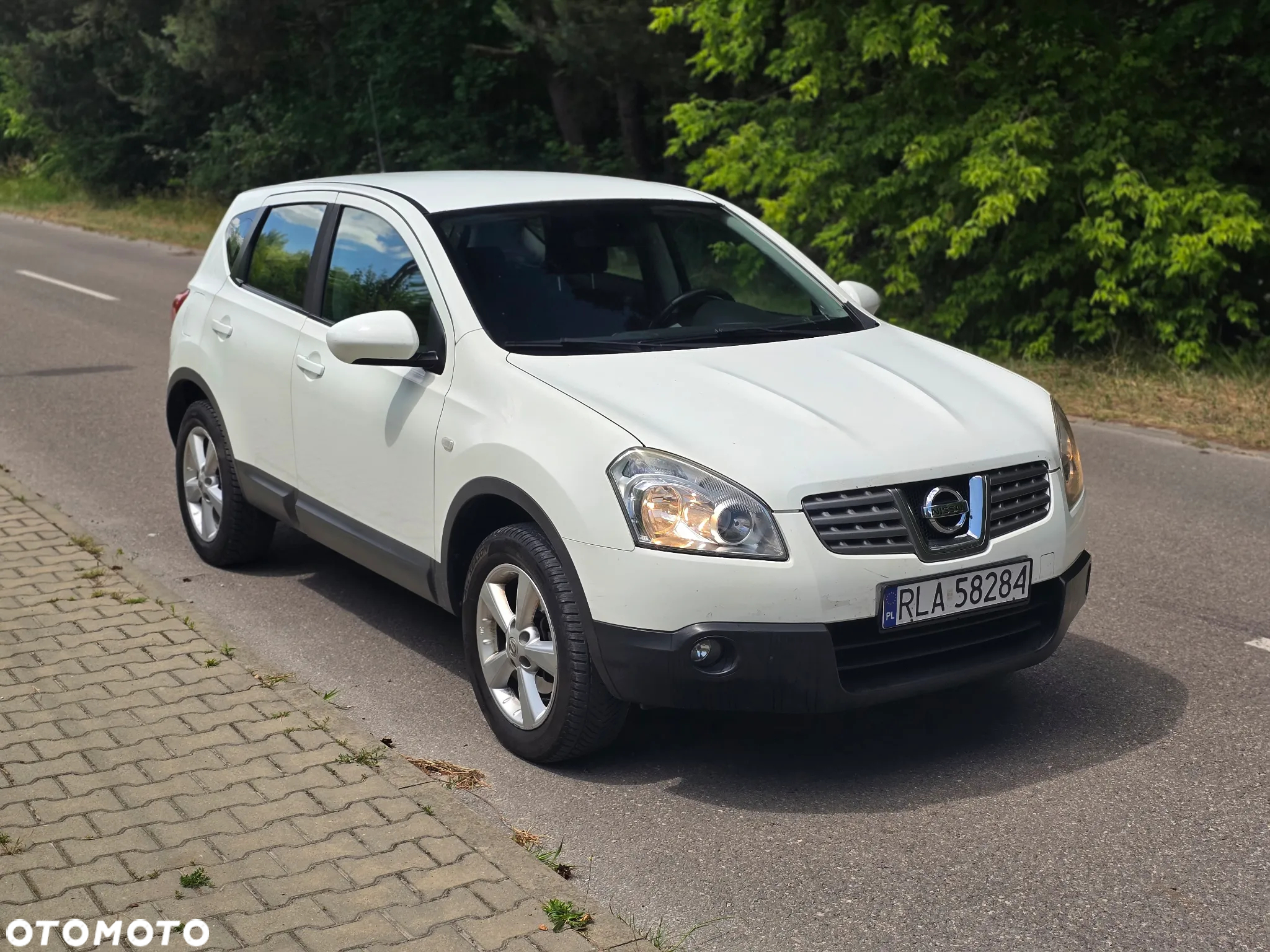 Nissan Qashqai 1.6 visia - 11