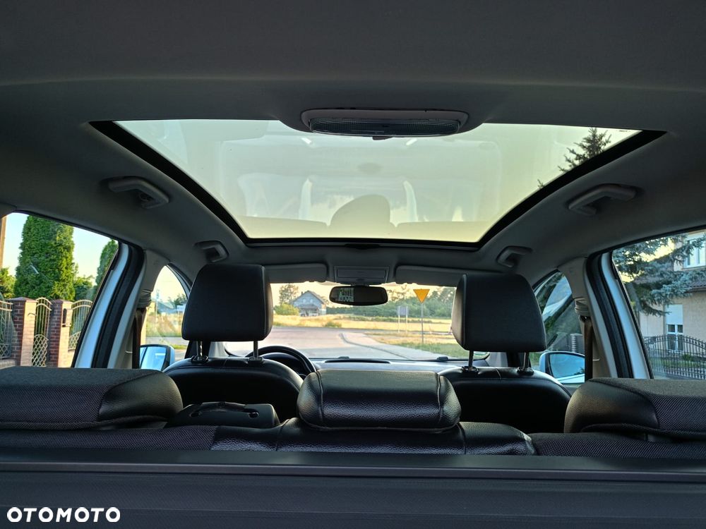 Ford Kuga - 11