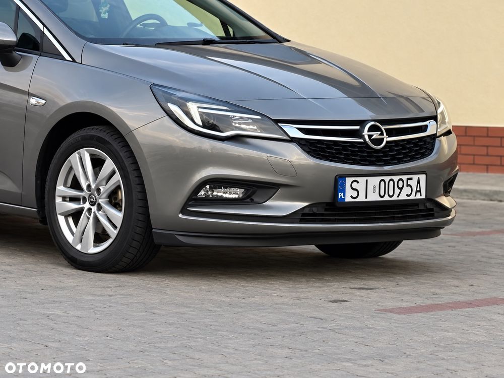 Opel Astra 1.4 T Dynamic - 9