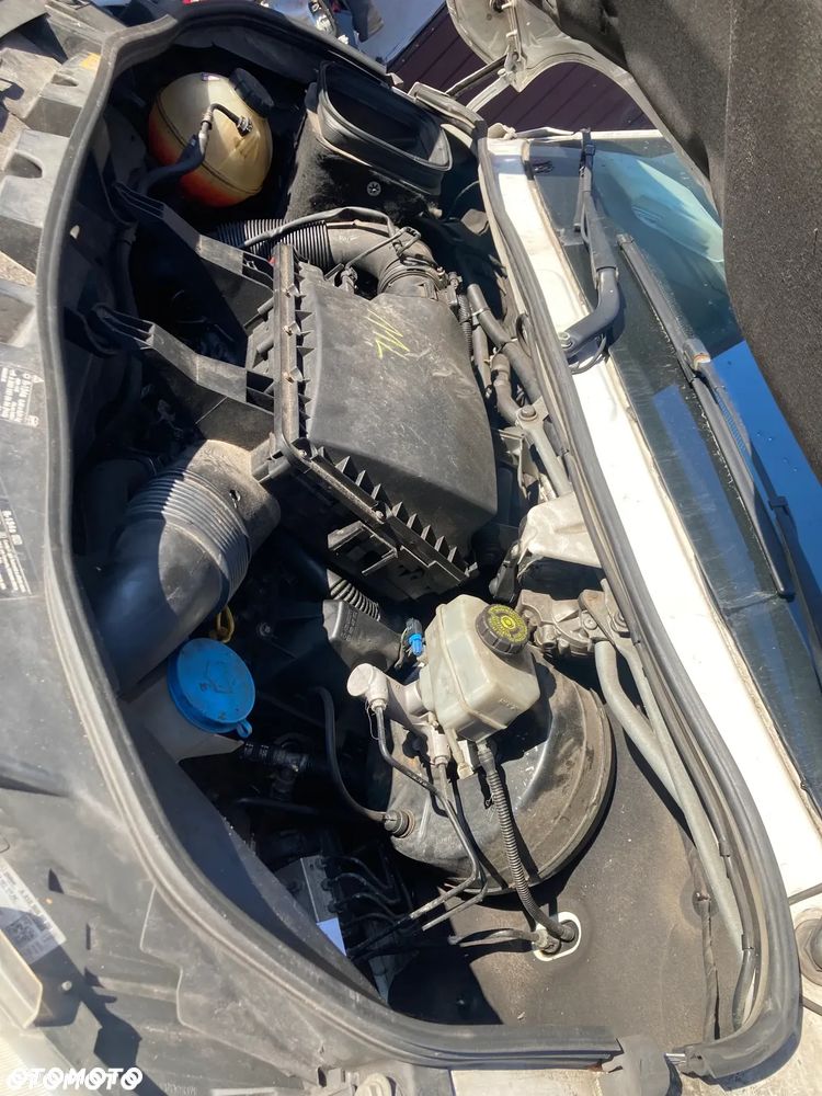 Mercedes-Benz SPRINTER - 15