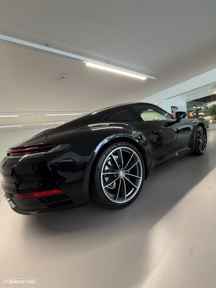 Porsche 911 (992) - 5