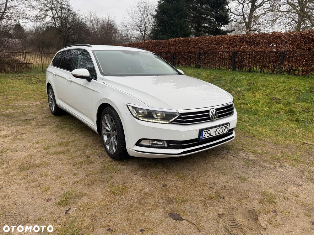 Volkswagen Passat 2.0 TDI (BlueMotion Technology) DSG Comfortline - 9