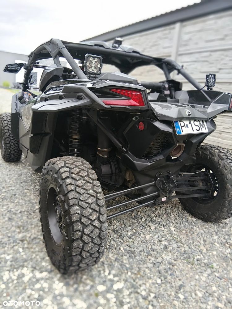 Can-Am Maverick - 10