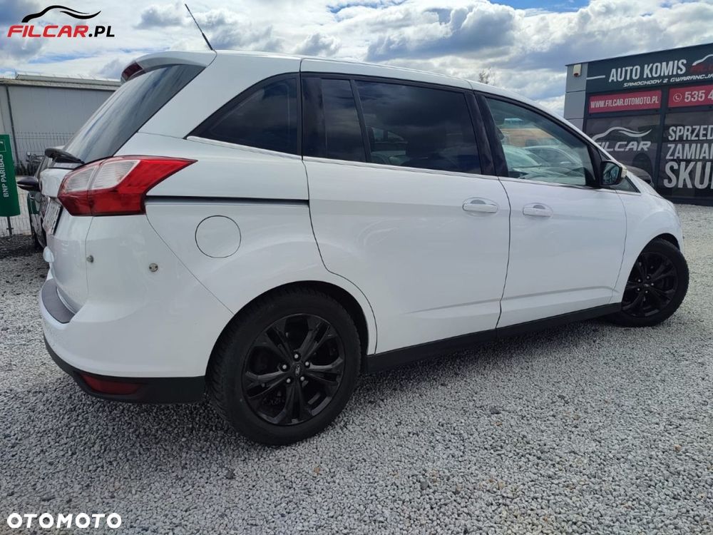 Ford Grand C-MAX - 14