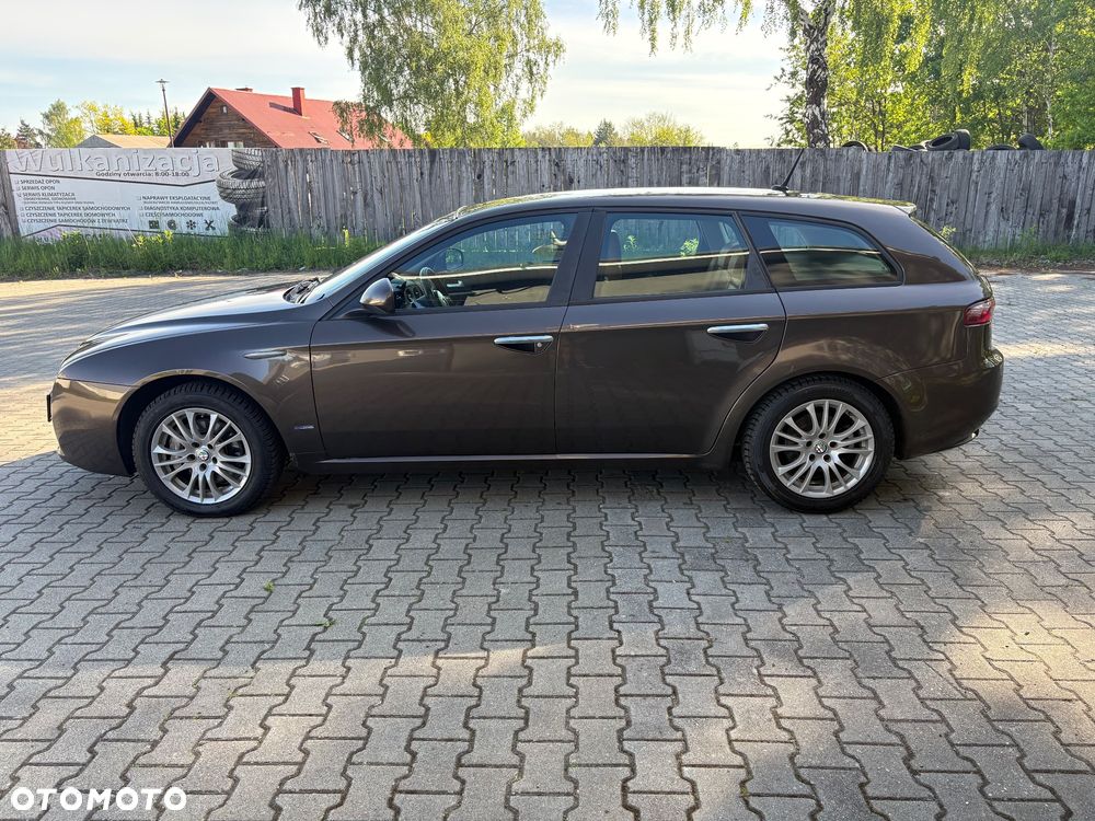 Alfa Romeo 159 - 8