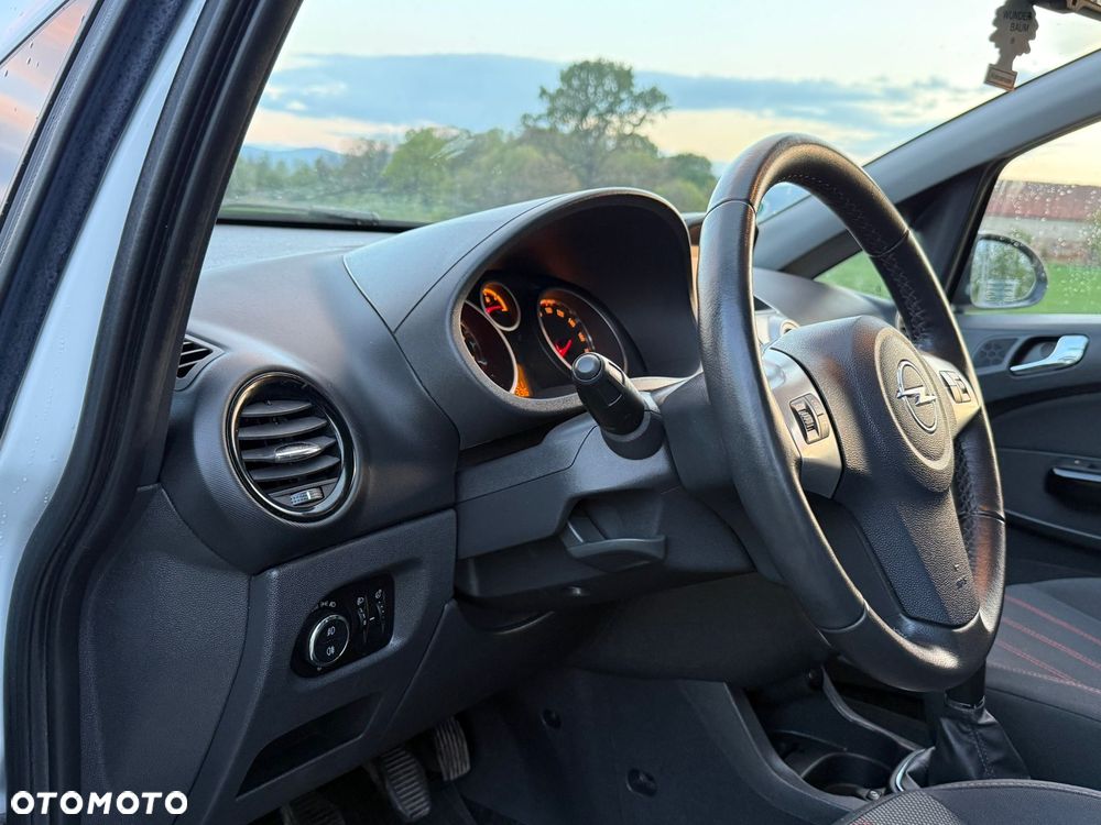 Opel Corsa - 18
