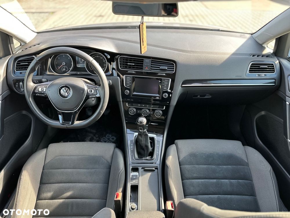 Volkswagen Golf 2.0 TDI BlueMotion Technology Highline - 22