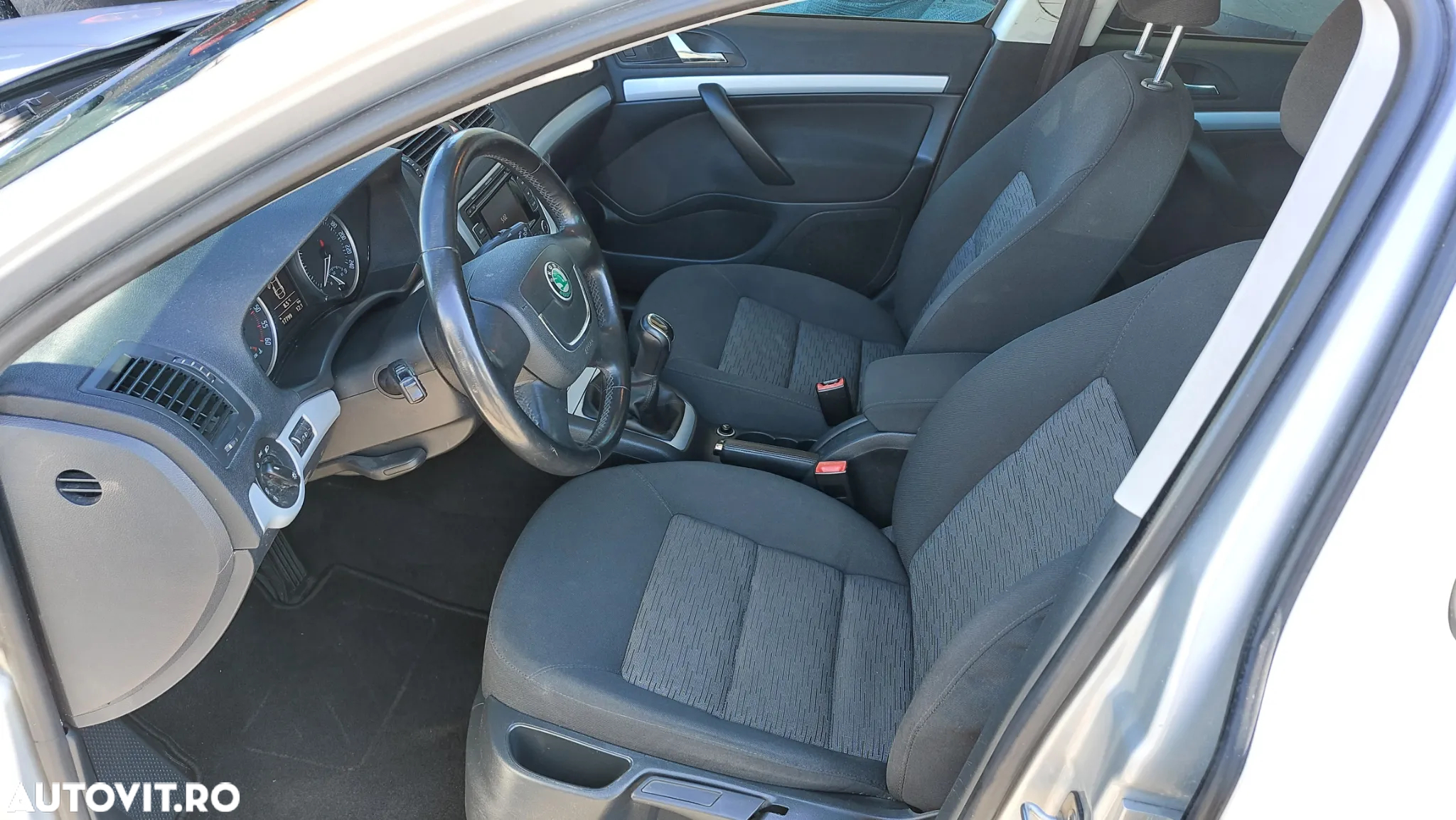 Skoda Octavia 2.0 TDI DPF IMPULS EDITION - 10