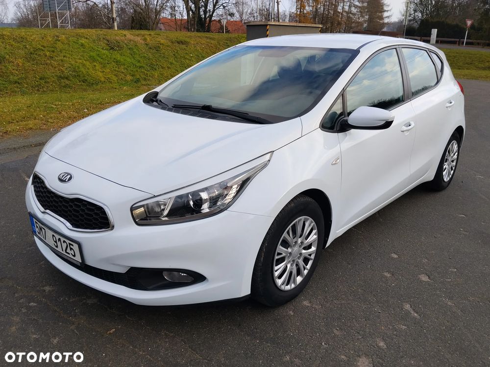 Kia Ceed - 1