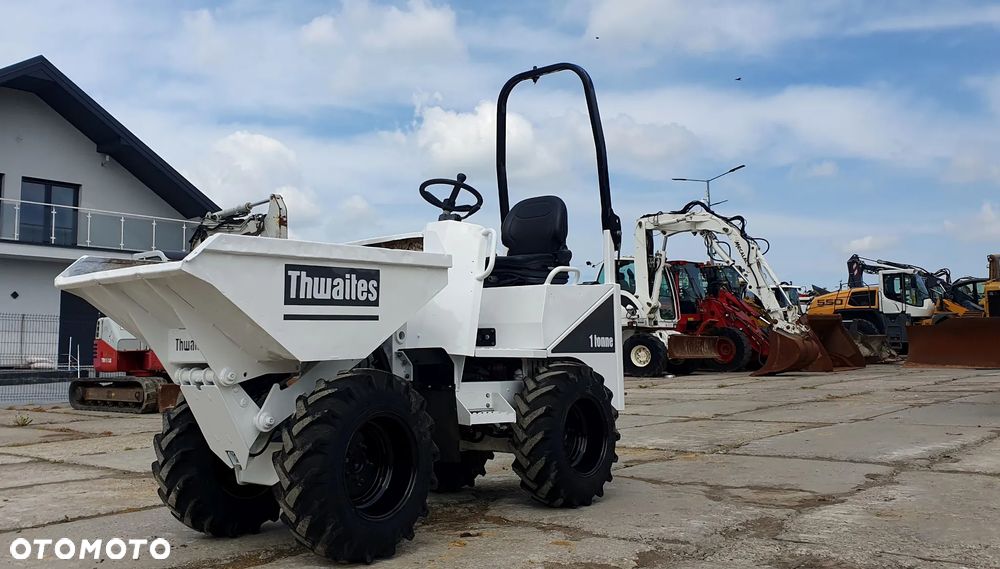 Thwaites Mach 201 - 2