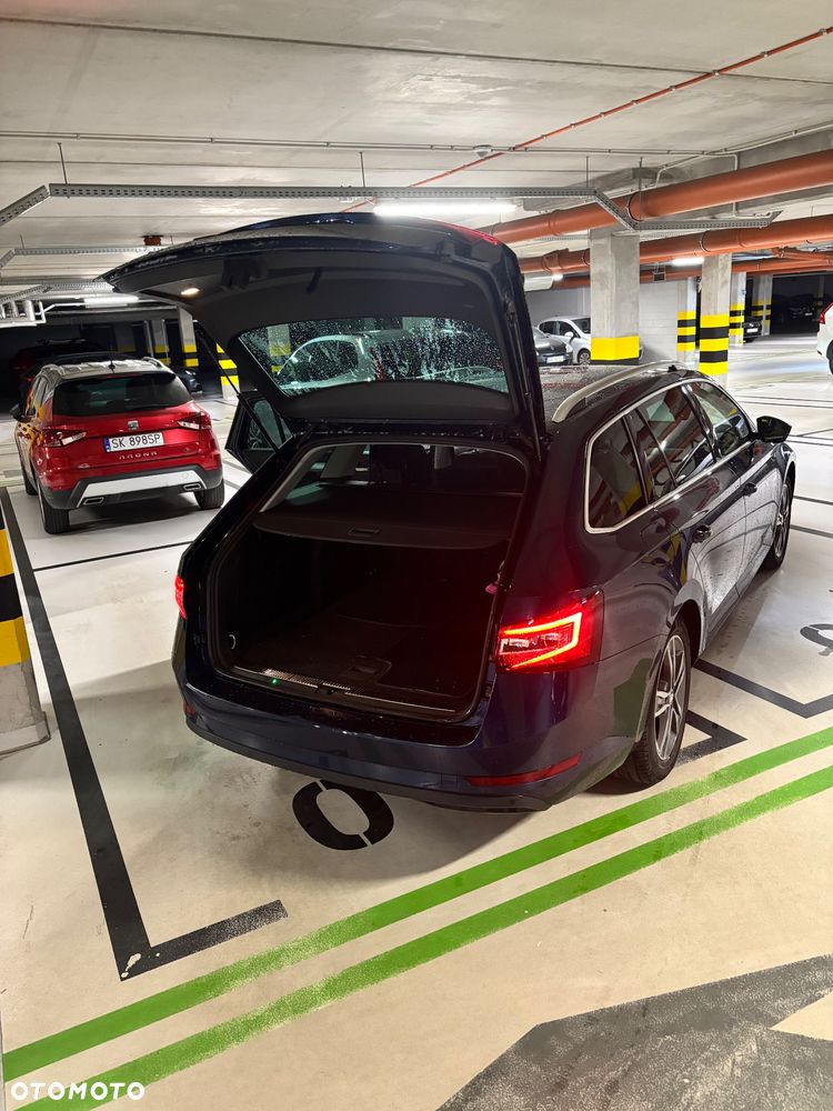 Skoda Superb 2.0 TDI Ambition - 5