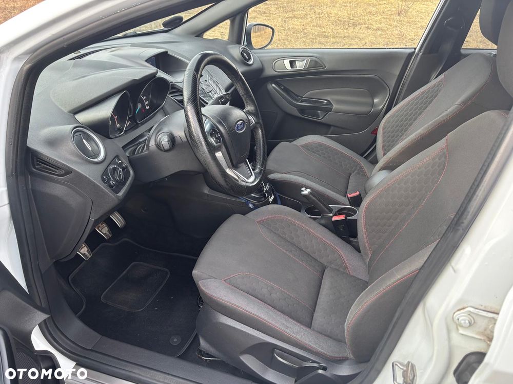 Ford Fiesta 1.0 EcoBoost STart-Stop ST-LINE - 16