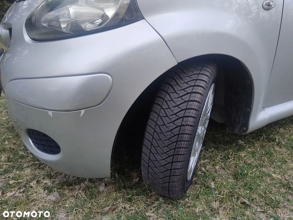 Toyota Aygo 1.0 VVT-i Terra EU5 - 16