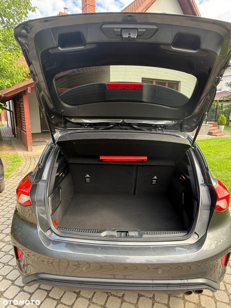 Ford Focus 1.5 EcoBoost ST-Line - 5