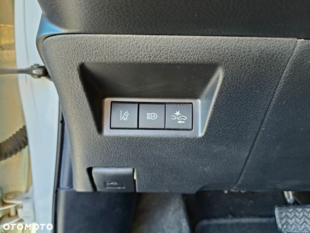 Toyota Yaris - 18